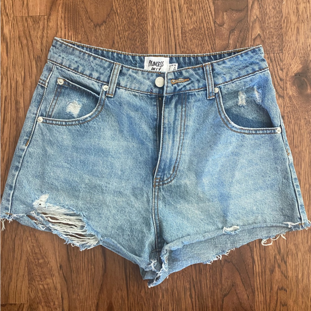 Princess Polly size 6 jean shorts